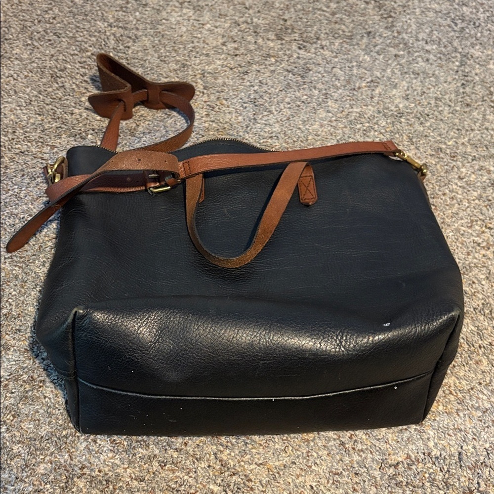 Madewell Leather Zip Top Transport Tote - Picture 2 of 8